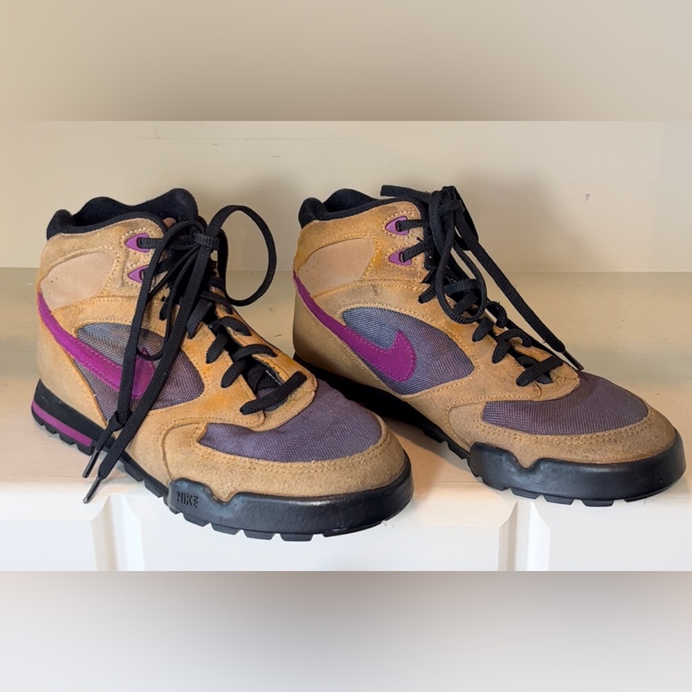 Nike Purple and Brown Ankle Booties with Rugged Design